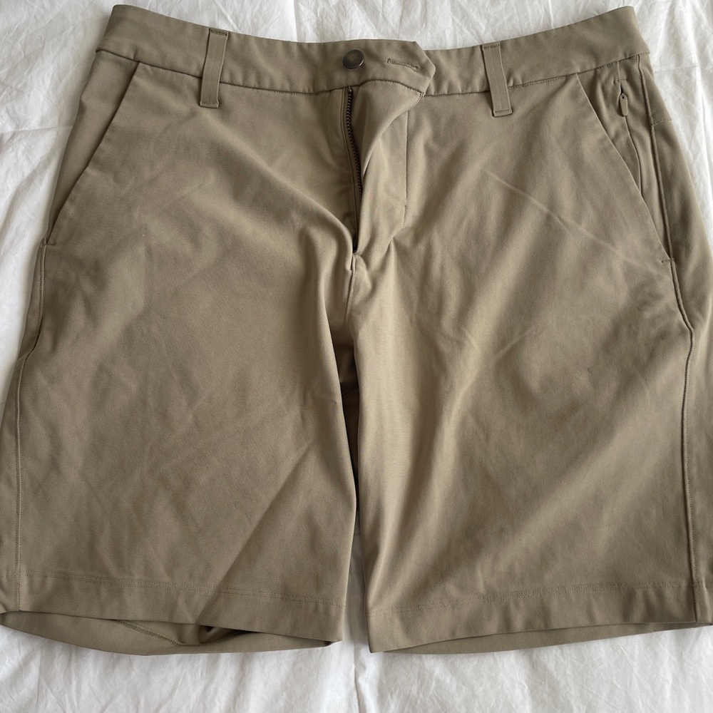 Lululemon khaki colored short